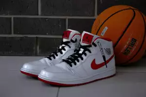 Nike Teplakovka